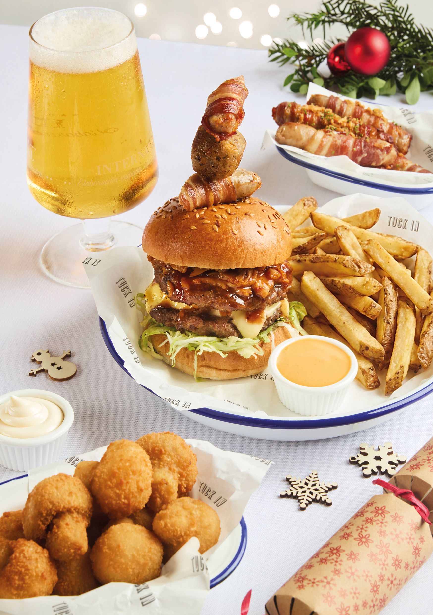 Festive Lunch & Dinner at The Three Crowns in Hull